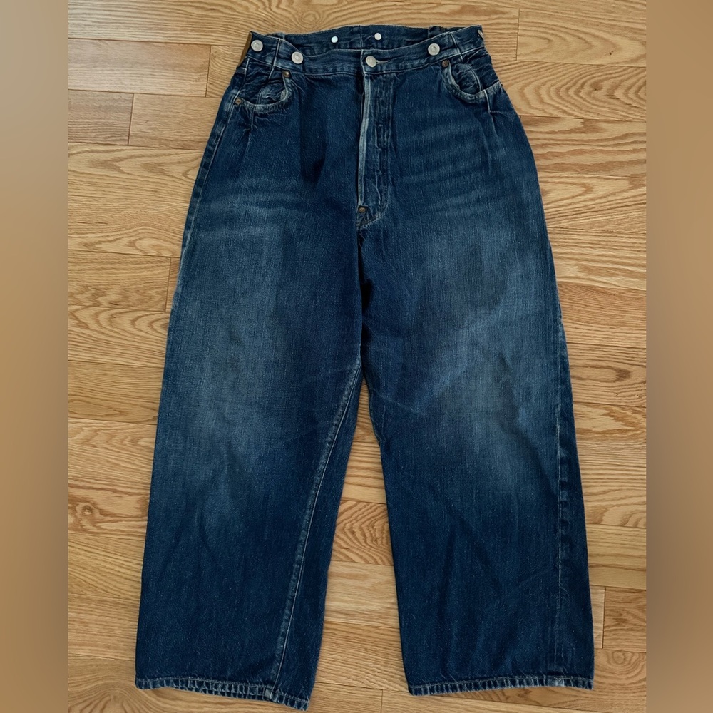 Rare Levi’s wide leg